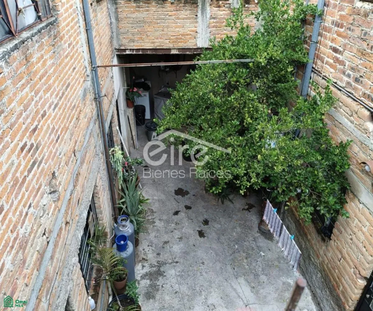 Casa En Venta,La paz,Tejedores 566, Guadalajara, Jalisco 44860, 10 Habitaciones,4 Baños,Tejedores,MX26008393M