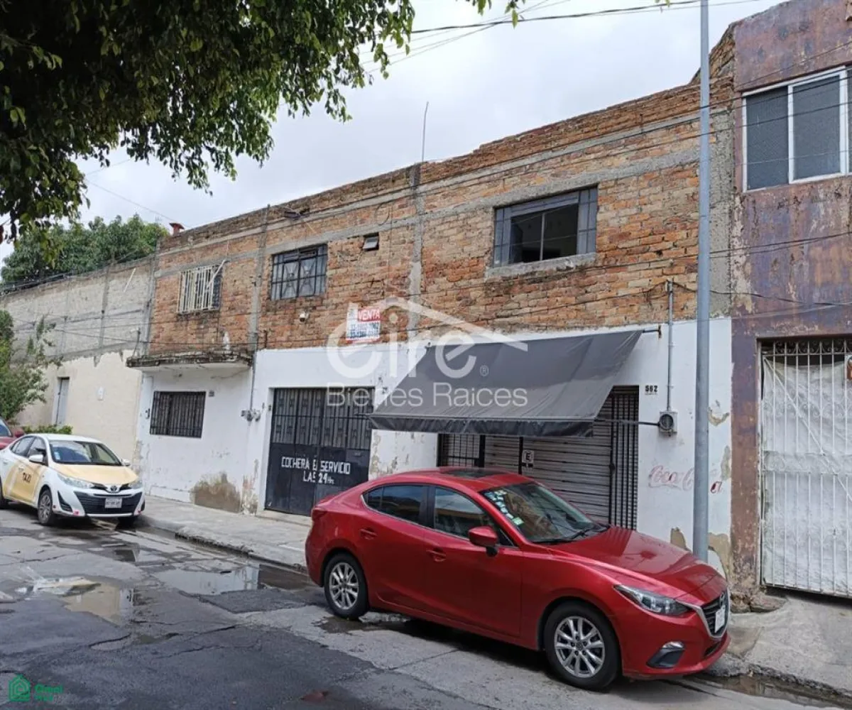 Casa En Venta,La paz,Tejedores 566, Guadalajara, Jalisco 44860, 10 Habitaciones,4 Baños,Tejedores,MX26008393M