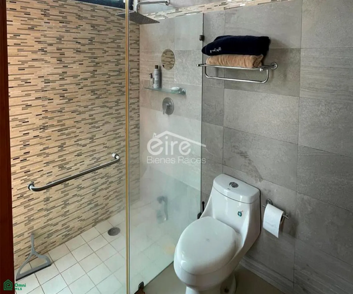 Casa En Venta,Senderos de la Aurora,Senderos de la Aurora 70, Tlajomulco de Zuniga, Jalisco 45645, 4 Habitaciones,3 Baños,Senderos de la Aurora,MX26008398M