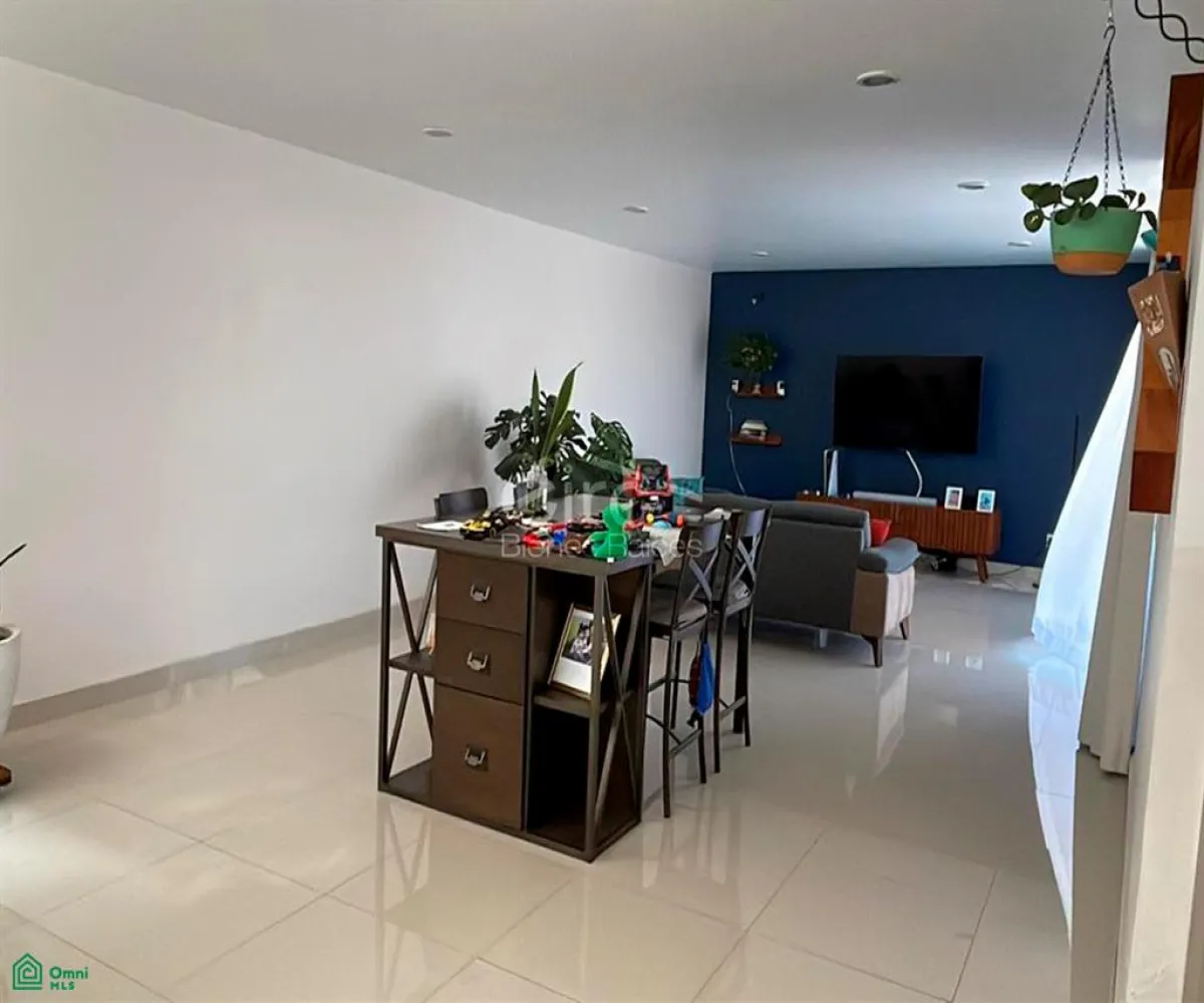 Casa En Venta,Senderos de la Aurora,Senderos de la Aurora 70, Tlajomulco de Zuniga, Jalisco 45645, 4 Habitaciones,3 Baños,Senderos de la Aurora,MX26008398M