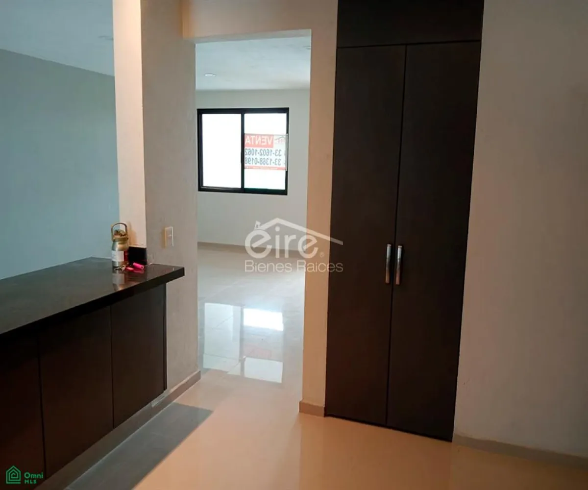 Casa En Venta,Av. Magallanes 1130, Tlajomulco de Zuniga, Jalisco 45600, 3 Habitaciones,4 Baños,Av. Magallanes,MX26008400M