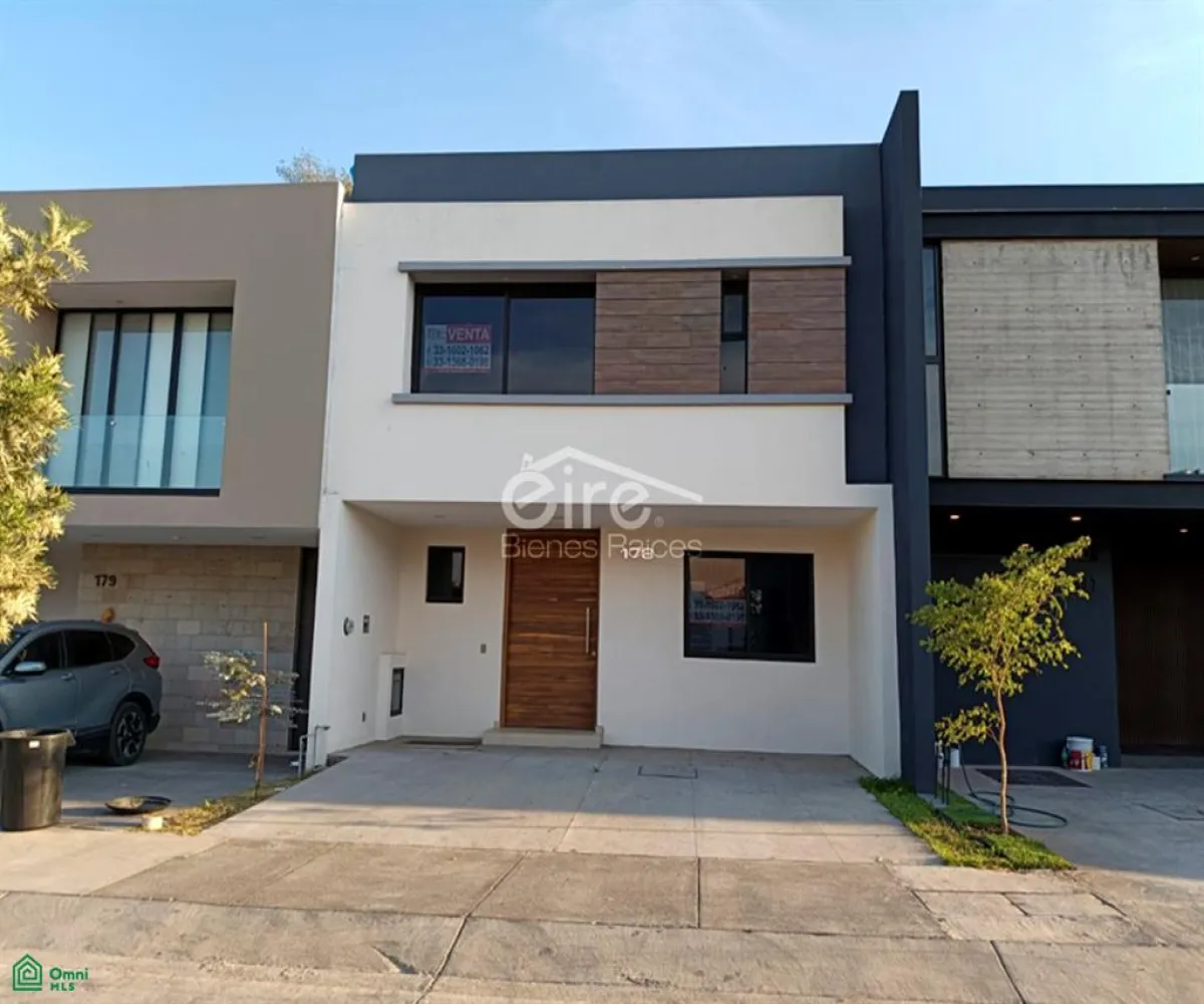 Casa En Venta,Av. Magallanes 1130, Tlajomulco de Zuniga, Jalisco 45600, 3 Habitaciones,4 Baños,Av. Magallanes,MX26008400M