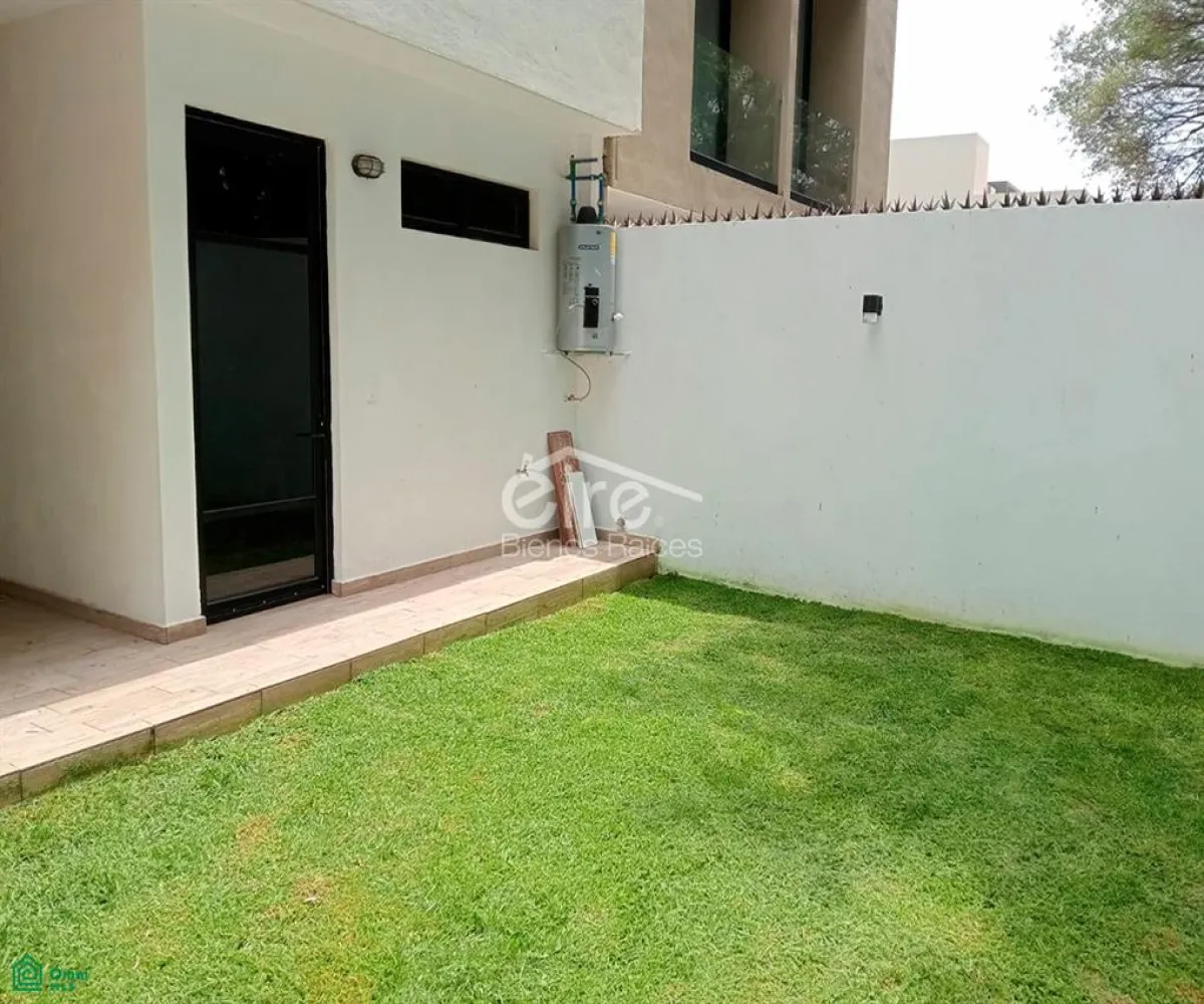 Casa En Venta,Av. Magallanes 1130, Tlajomulco de Zuniga, Jalisco 45600, 3 Habitaciones,4 Baños,Av. Magallanes,MX26008400M