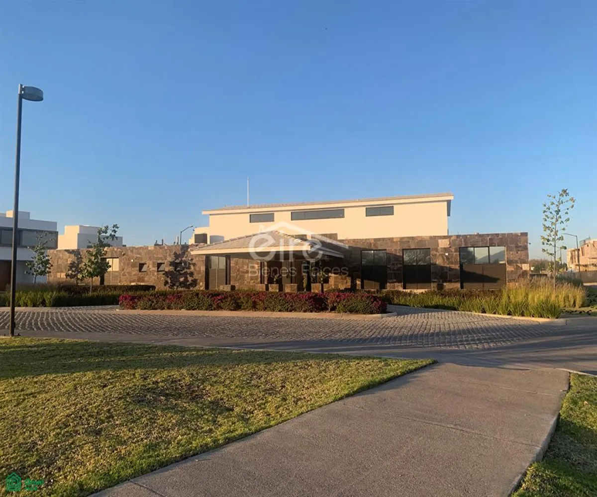 Casa En Venta,Av. Magallanes 1130, Tlajomulco de Zuniga, Jalisco 45600, 3 Habitaciones,4 Baños,Av. Magallanes,MX26008400M