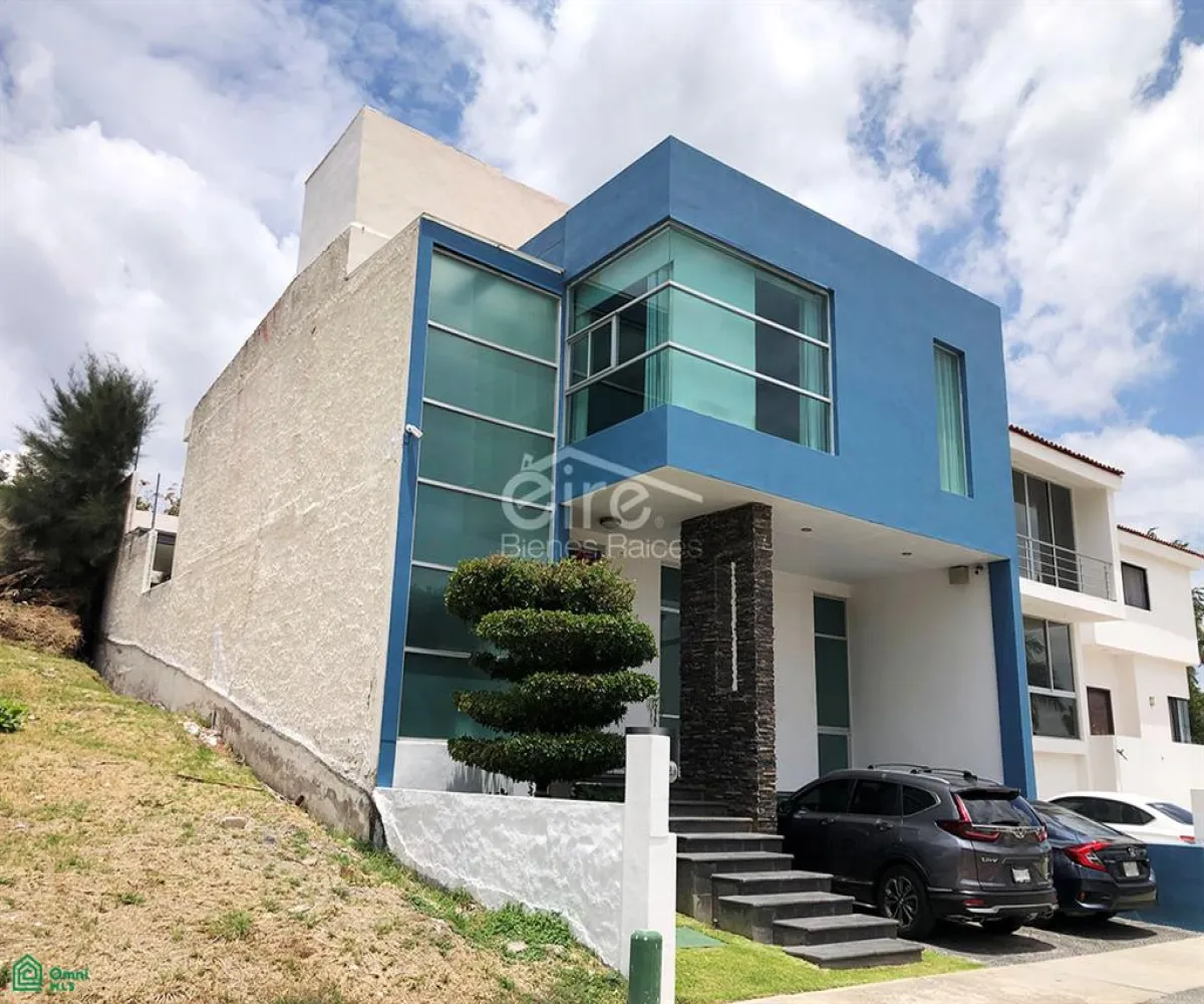 Casa En Venta,Bosques de Santa Anita,Av. Las Lomas Altas S/N, Tlajomulco de Zuniga, Jalisco 45645, 3 Habitaciones,4 Baños,Av. Las Lomas Altas,MX26008401M