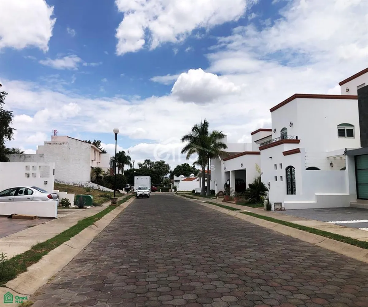 Casa En Venta,Bosques de Santa Anita,Av. Las Lomas Altas S/N, Tlajomulco de Zuniga, Jalisco 45645, 3 Habitaciones,4 Baños,Av. Las Lomas Altas,MX26008401M