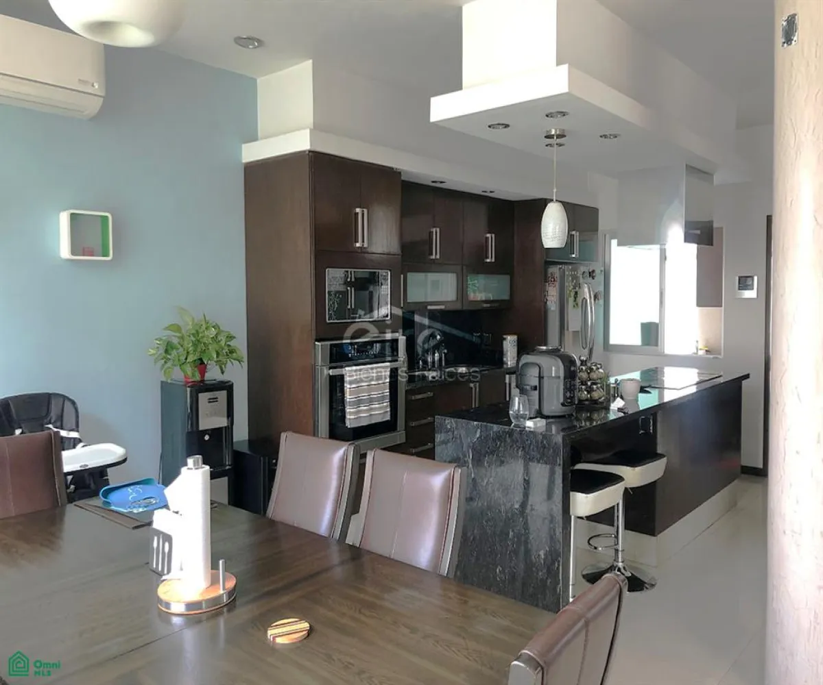 Casa En Venta,Bosques de Santa Anita,Av. Las Lomas Altas S/N, Tlajomulco de Zuniga, Jalisco 45645, 3 Habitaciones,4 Baños,Av. Las Lomas Altas,MX26008401M