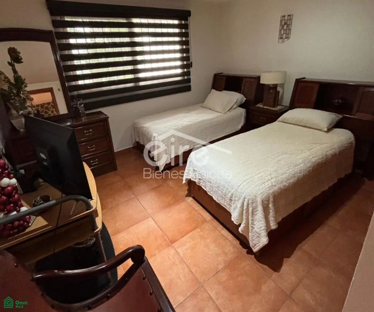 Casa En Venta,Balcones de la Calera,Av. Panoramica 30, Tlajomulco de Zuniga, Jalisco 45677, 5 Habitaciones,5 Baños,Av. Panoramica,MX26008402M