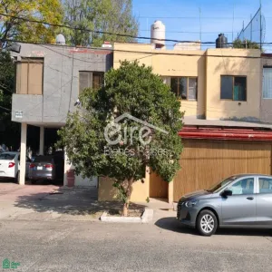 Casa en venta en amado nervo, italia providencia, guadalajara, jalisco.