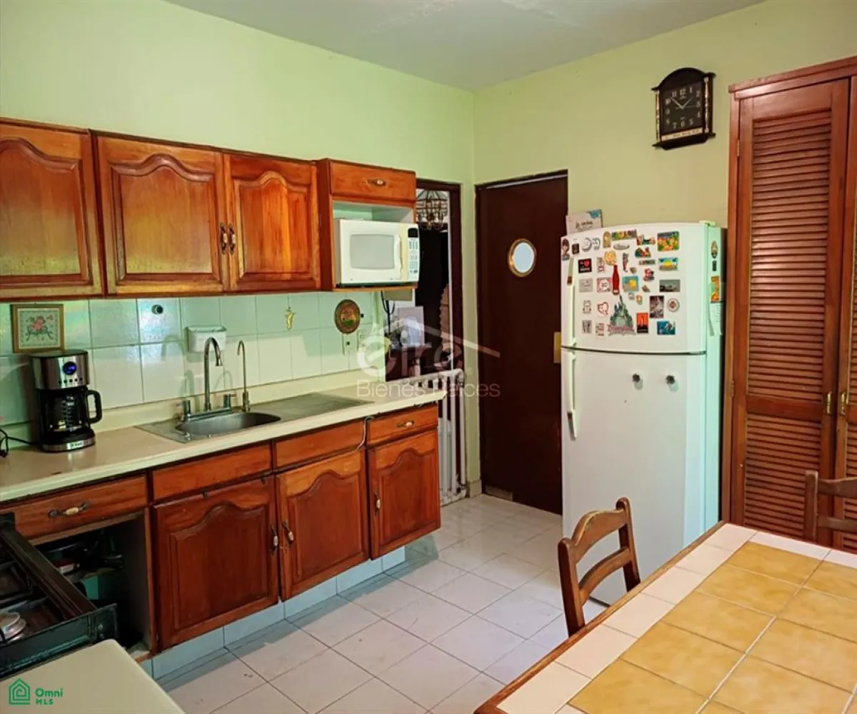 Casa En Venta,Italia Providencia,Amado Nervo 840 S/N, Guadalajara, Jalisco 44656, 4 Habitaciones,2 Baños,Amado Nervo 840,MX26008404M