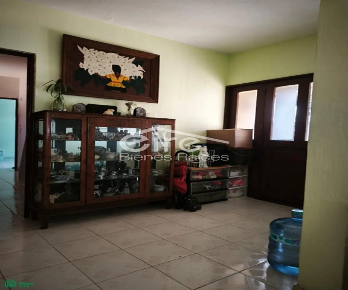 Casa En Venta,Italia Providencia,Amado Nervo 840 S/N, Guadalajara, Jalisco 44656, 4 Habitaciones,2 Baños,Amado Nervo 840,MX26008404M