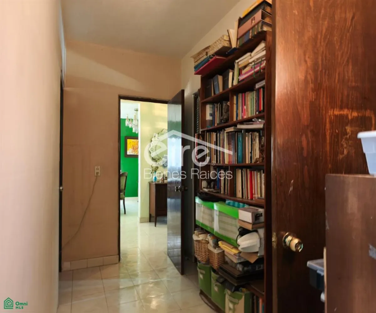 Casa En Venta,Italia Providencia,Amado Nervo 840 S/N, Guadalajara, Jalisco 44656, 4 Habitaciones,2 Baños,Amado Nervo 840,MX26008404M