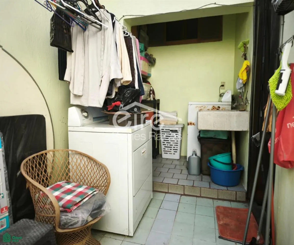 Casa En Venta,Italia Providencia,Amado Nervo 840 S/N, Guadalajara, Jalisco 44656, 4 Habitaciones,2 Baños,Amado Nervo 840,MX26008404M