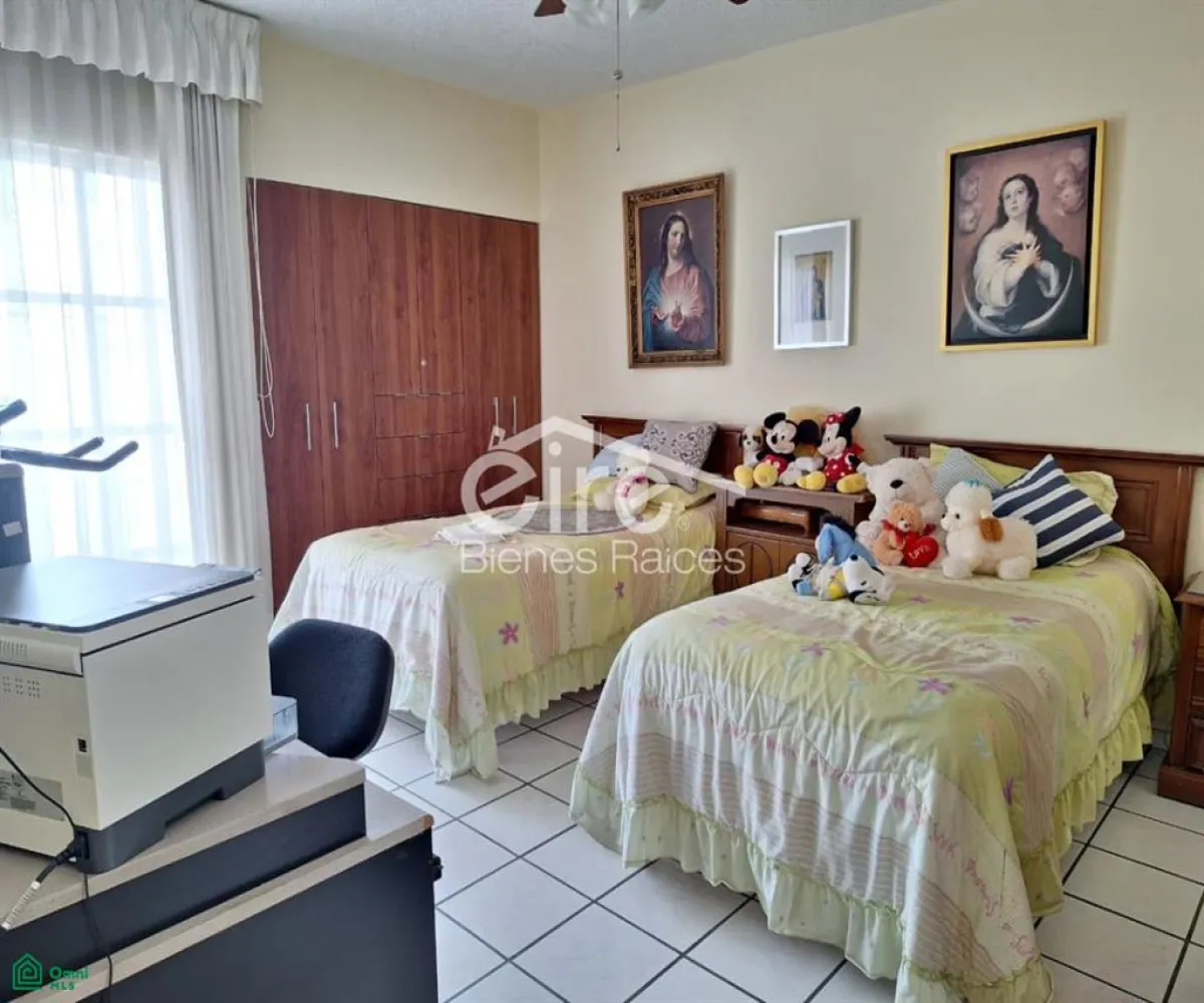 Casa En Venta,Providencia,Pompeya 3152, Guadalajara, Jalisco 44670, 6 Habitaciones,5 Baños,Pompeya,MX26008405M