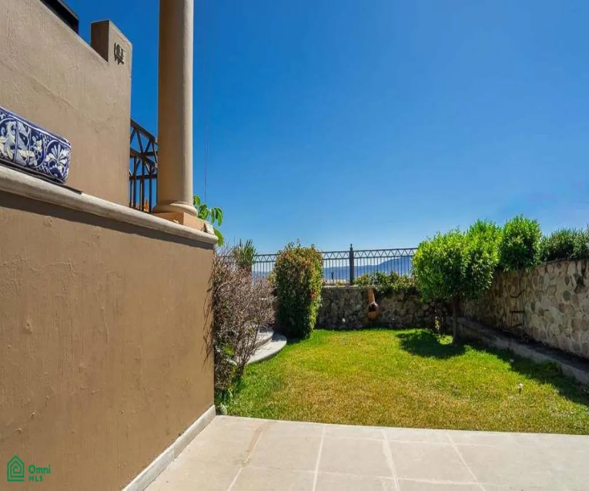 Casa En Venta,San Antonio Tlayacapan,Mazatlan 8, Chapala, Jalisco 45922, 3 Habitaciones,3 Baños,Mazatlan,MX26008415M