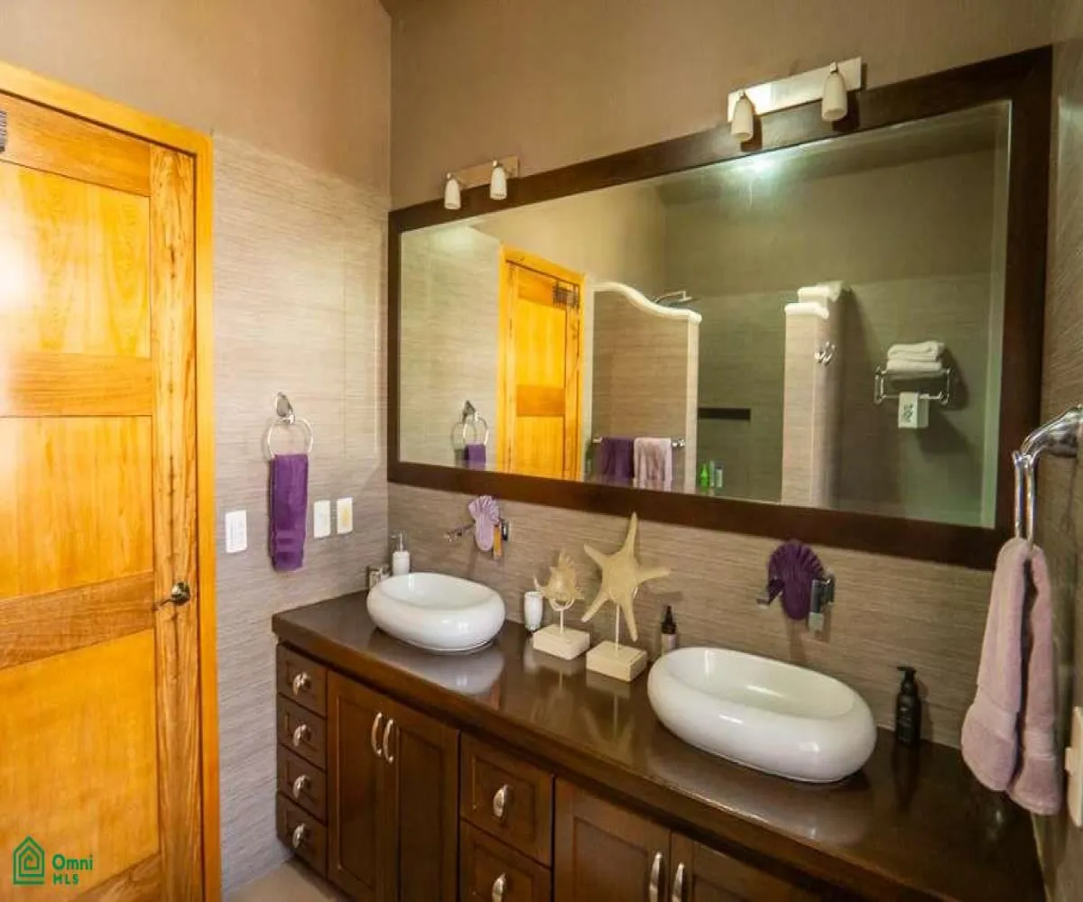 Casa En Venta,San Antonio Tlayacapan,Mazatlan 8, Chapala, Jalisco 45922, 3 Habitaciones,3 Baños,Mazatlan,MX26008415M