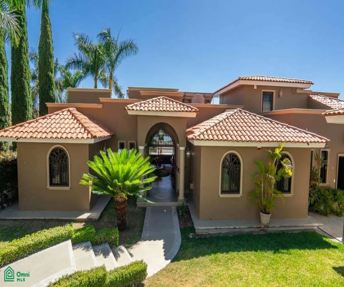 Casa En Venta,San Antonio Tlayacapan,Mazatlan 8, Chapala, Jalisco 45922, 3 Habitaciones,3 Baños,Mazatlan,MX26008415M