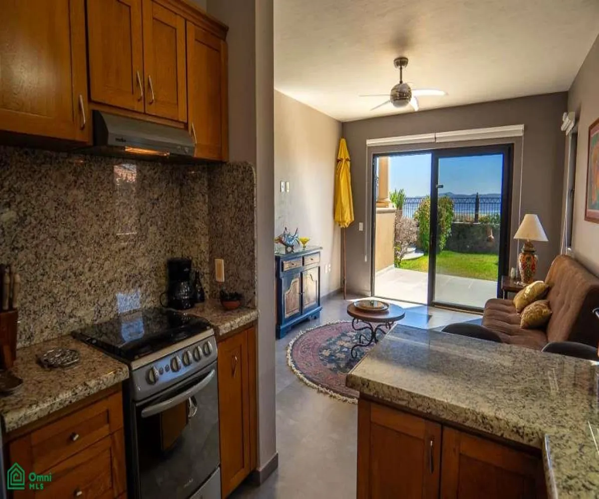 Casa En Venta,San Antonio Tlayacapan,Mazatlan 8, Chapala, Jalisco 45922, 3 Habitaciones,3 Baños,Mazatlan,MX26008415M