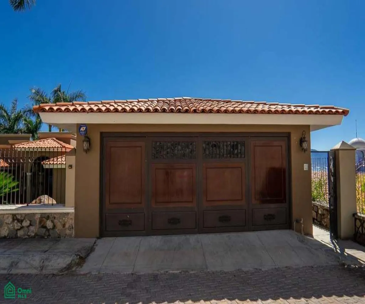 Casa En Venta,San Antonio Tlayacapan,Mazatlan 8, Chapala, Jalisco 45922, 3 Habitaciones,3 Baños,Mazatlan,MX26008415M