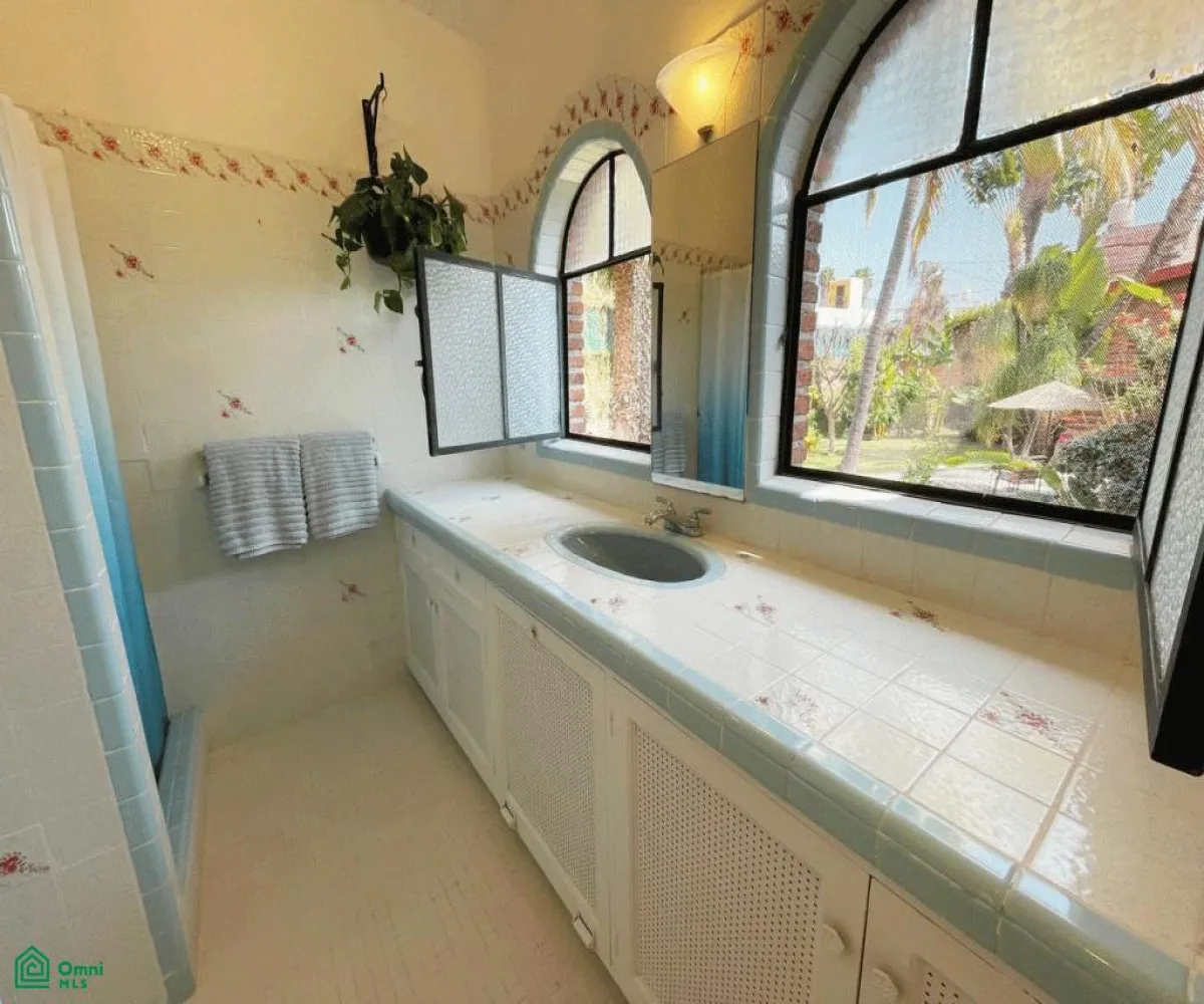 Casa En Venta,Jesus Garcia S/N, Chapala, Jalisco 45922, 3 Habitaciones,2 Baños,Jesus Garcia,MX26008452M