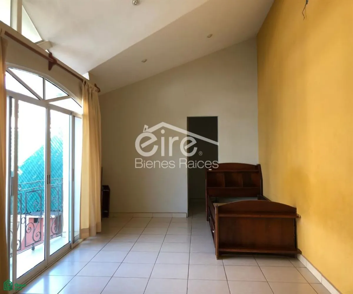 Casa En Venta,Providencia,C. Jesús García 2577, Guadalajara, Jalisco 44657, 5 Habitaciones,3 Baños,C. Jesús García,MX26008486M