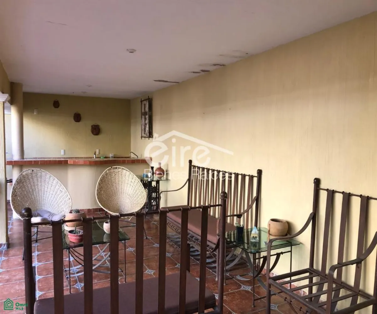Casa En Venta,Providencia,C. Jesús García 2577, Guadalajara, Jalisco 44657, 5 Habitaciones,3 Baños,C. Jesús García,MX26008486M