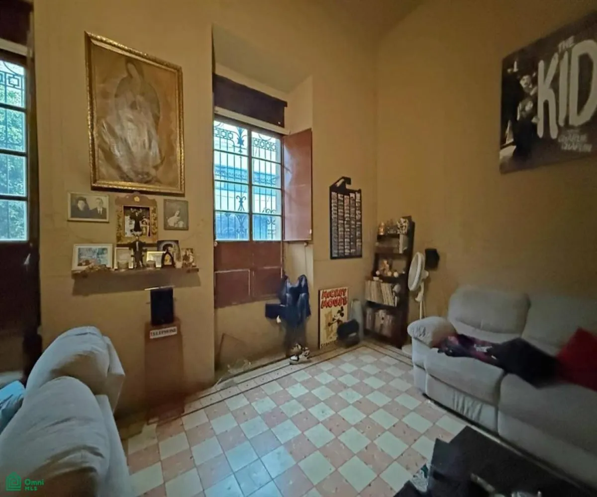 Casa En Venta,Guadalajara Centro,Joaquin Angulo 586, Guadalajara, Jalisco 44100, 9 Habitaciones,3 Baños,Joaquin Angulo,2,MX261076304