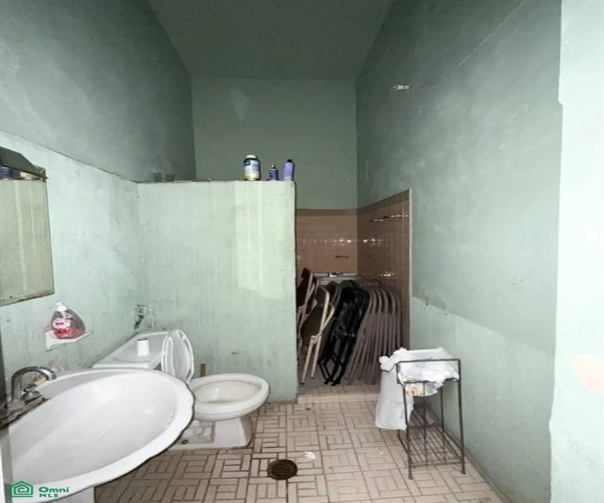 Casa En Venta,Guadalajara Centro,Joaquin Angulo 586, Guadalajara, Jalisco 44100, 9 Habitaciones,3 Baños,Joaquin Angulo,2,MX261076304