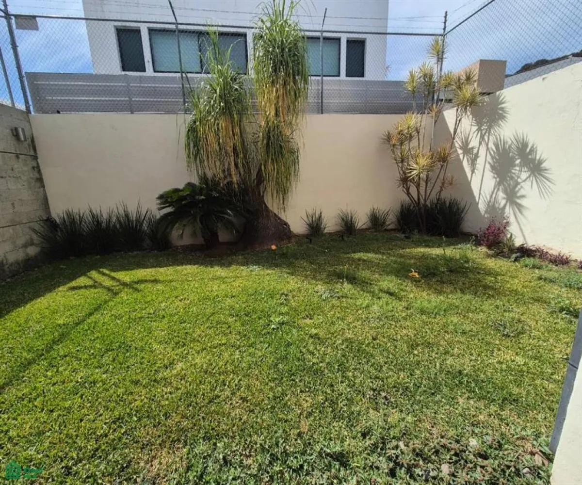 Casa En Venta,San Martin Del Tajo,camino del alazan 321, Tlajomulco de Zuniga, Jalisco 45643, 3 Habitaciones,3 Baños,camino del alazan,2,MX261077465