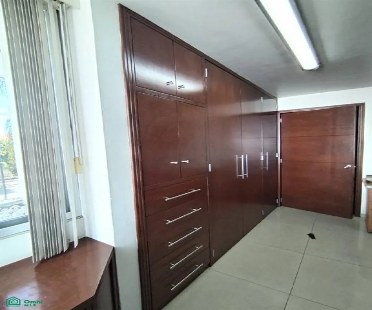 Casa En Venta,Lomas Altas,Paseo de las Brisas 4035, Zapopan, Jalisco 45128, 3 Habitaciones,3 Baños,Paseo de las Brisas,2,MX261077803