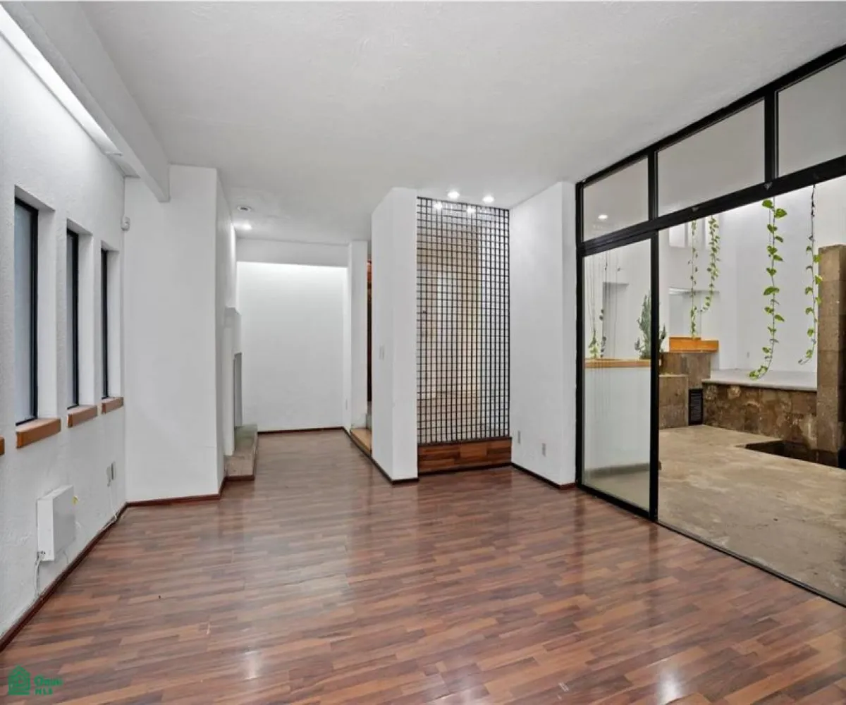 Casa En Venta,Club de Golf Santa Anita,Paseo Santa Antita 568, Tlajomulco de Zuniga, Jalisco 45645, 3 Habitaciones,3 Baños,Paseo Santa Antita,2,MX261078295