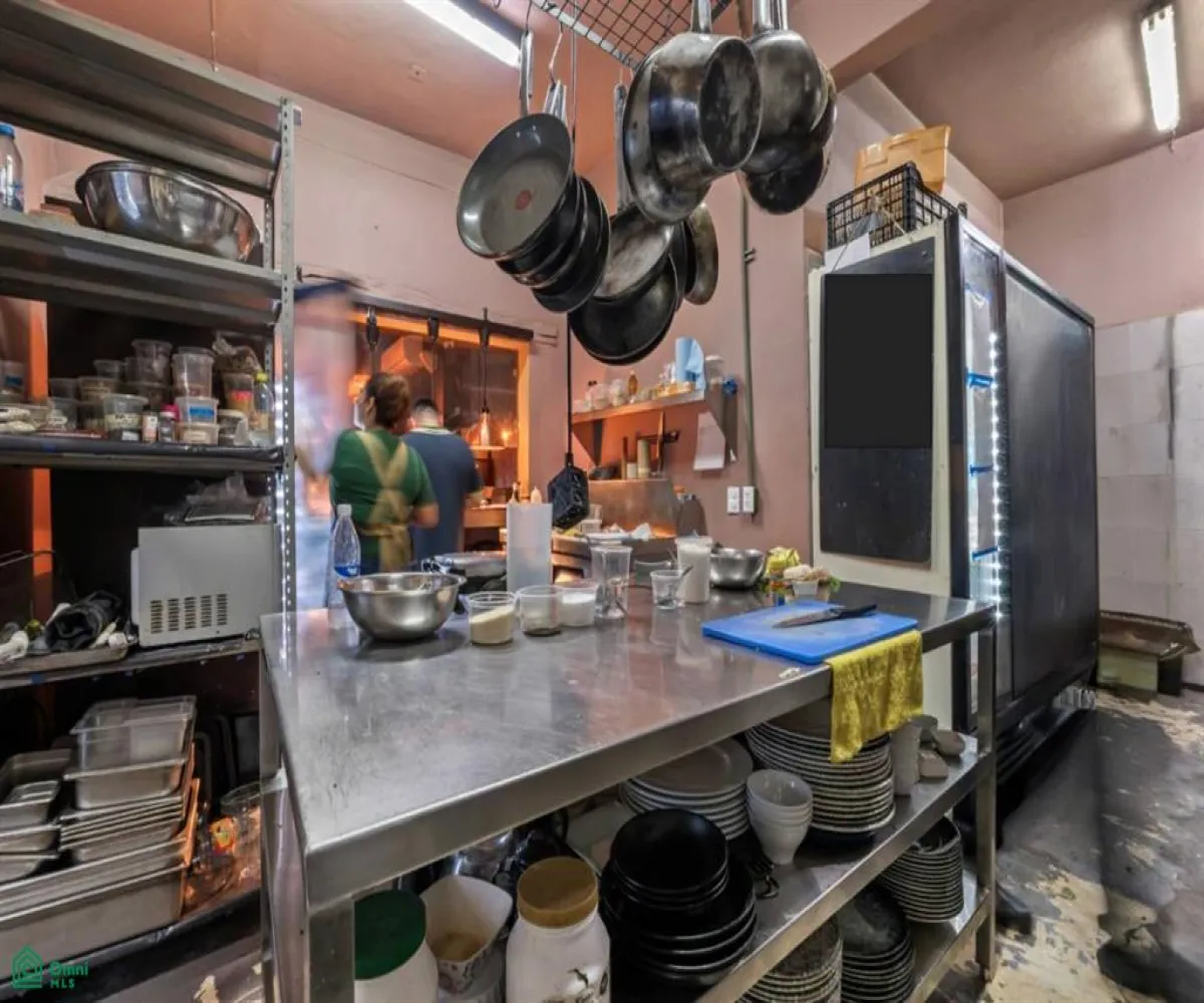 Local En Venta,Versalles,Hamburgo 108, Puerto Vallarta, Jalisco 48310,Hamburgo,1,MX261078557