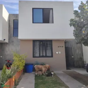 Venta casa puerta de piedra  en tlajomulco