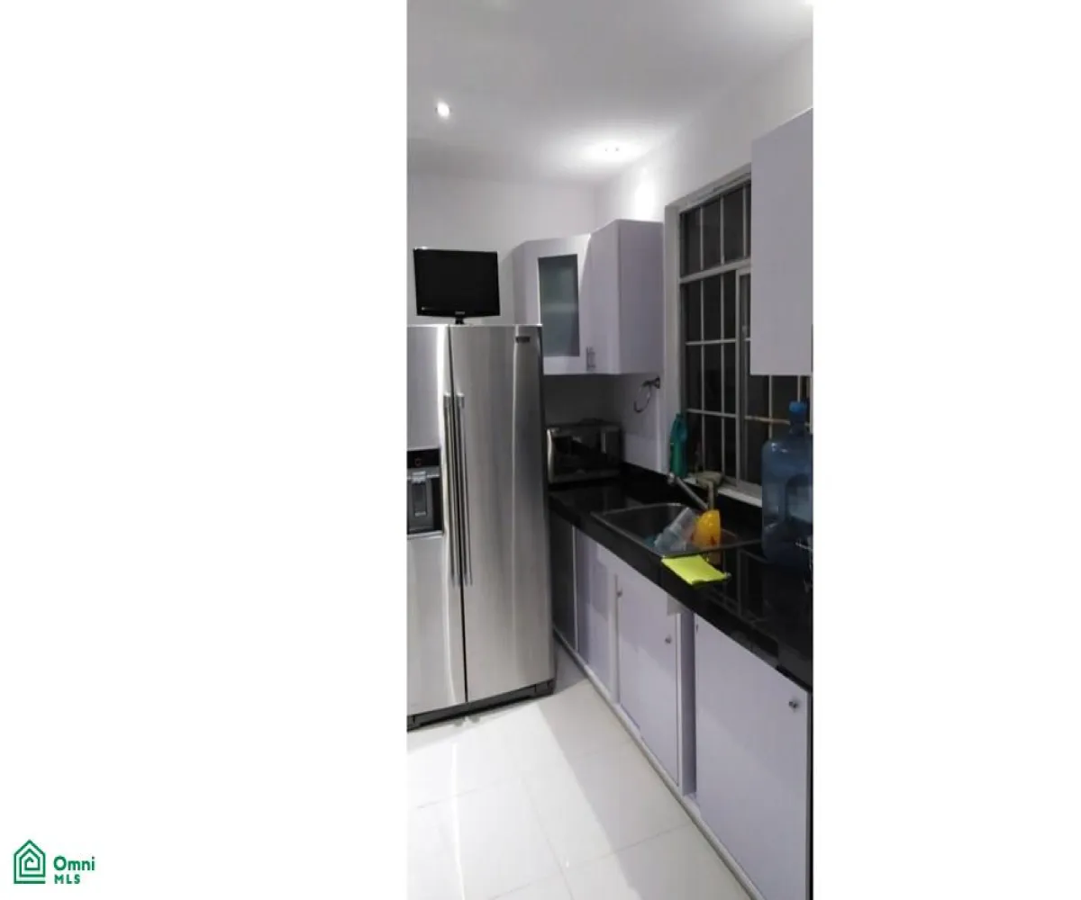 Casa En Venta,Fraccionamiento Albaterra,RIO TIBER 7918, Zapopan, Jalisco 45255, 2 Habitaciones,1 Baño,RIO TIBER,2,MX261079371