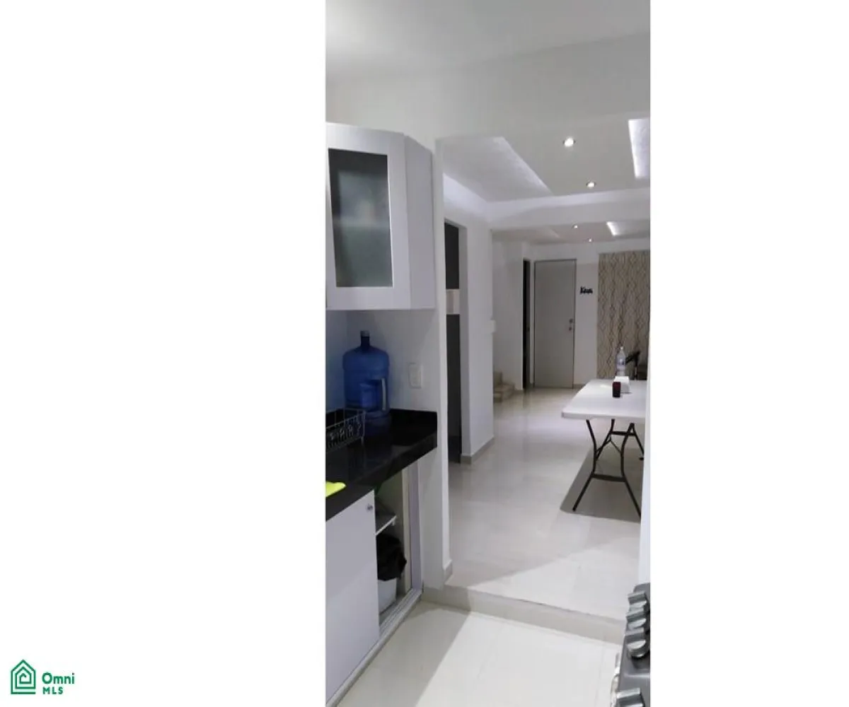 Casa En Venta,Fraccionamiento Albaterra,RIO TIBER 7918, Zapopan, Jalisco 45255, 2 Habitaciones,1 Baño,RIO TIBER,2,MX261079371