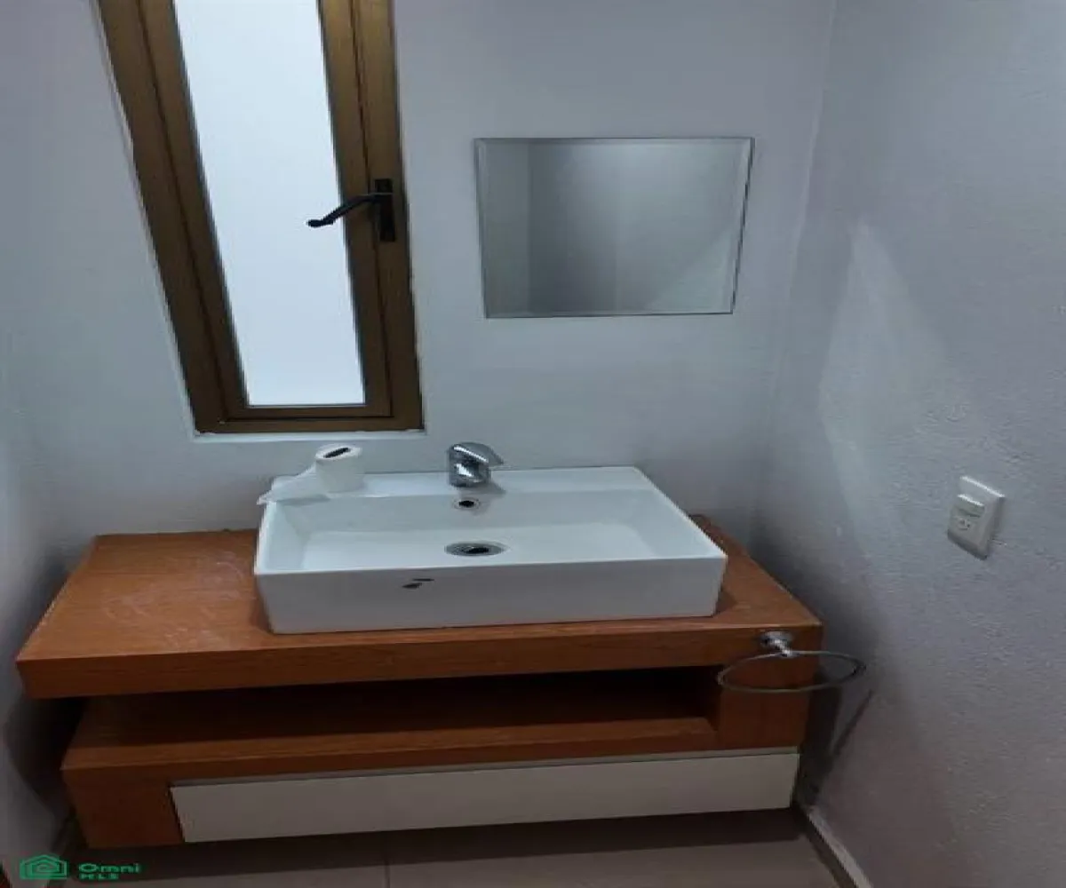 Casa En Venta,Residencial Plaza Guadalupe,Misión San Diego 371, Zapopan, Jalisco 45030, 3 Habitaciones,2 Baños,Misión San Diego,2,MX261080607