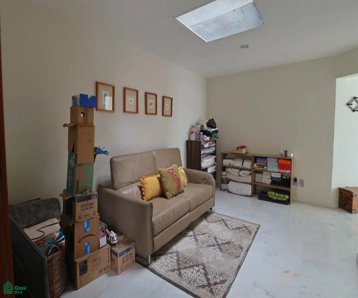 Casa En Venta,Villa Coral,Av de las Palmas 200, Zapopan, Jalisco 45169, 4 Habitaciones,5 Baños,Av de las Palmas,3,MX261080632