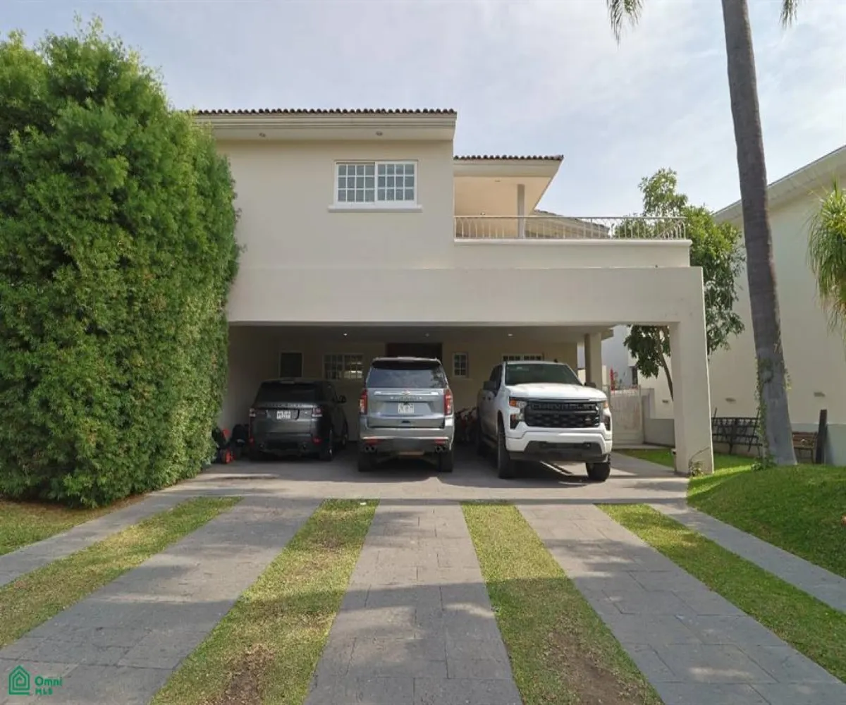 Casa En Venta,Villa Coral,Av de las Palmas 200, Zapopan, Jalisco 45169, 4 Habitaciones,5 Baños,Av de las Palmas,3,MX261080632