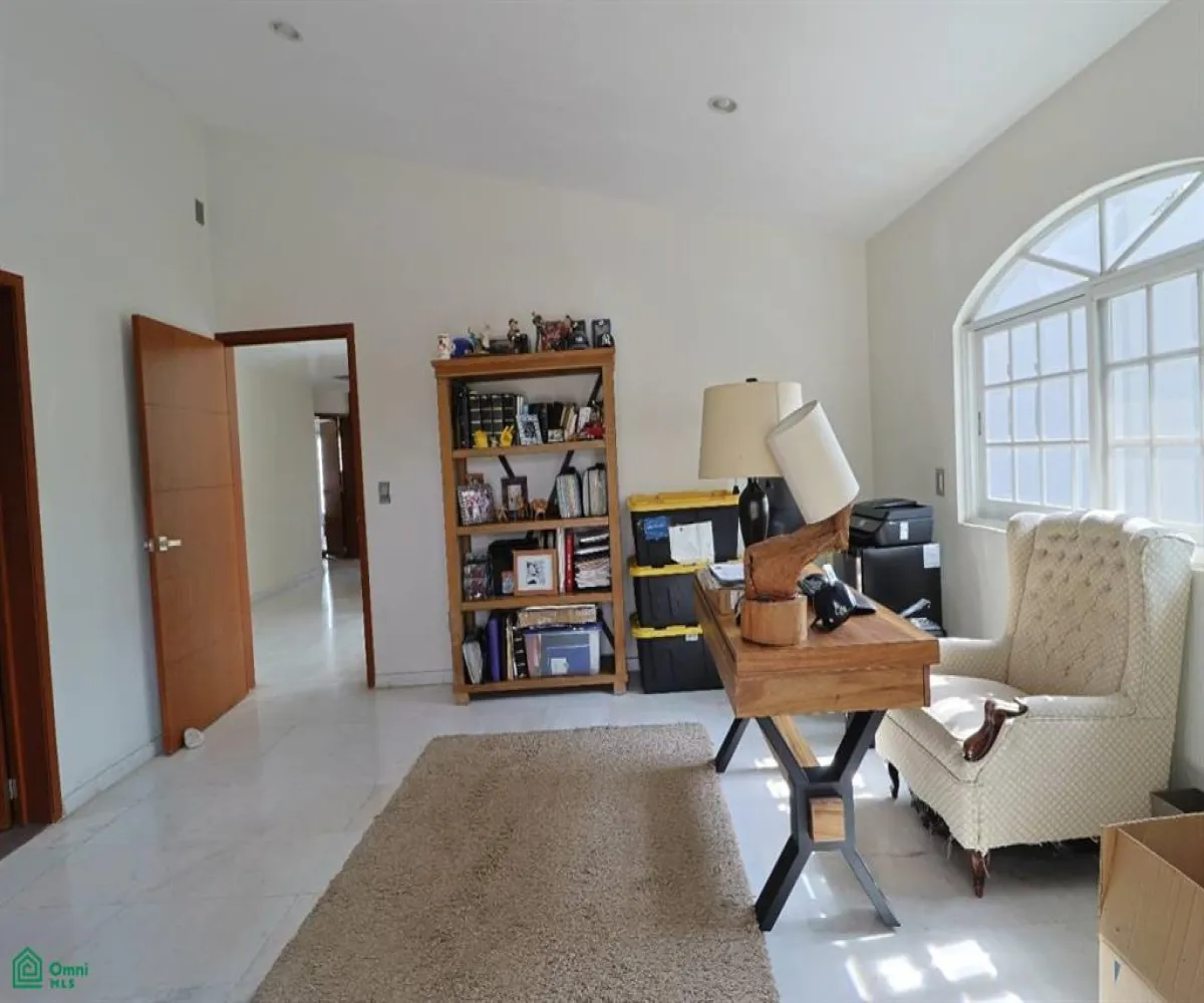 Casa En Venta,Villa Coral,Av de las Palmas 200, Zapopan, Jalisco 45169, 4 Habitaciones,5 Baños,Av de las Palmas,3,MX261080632