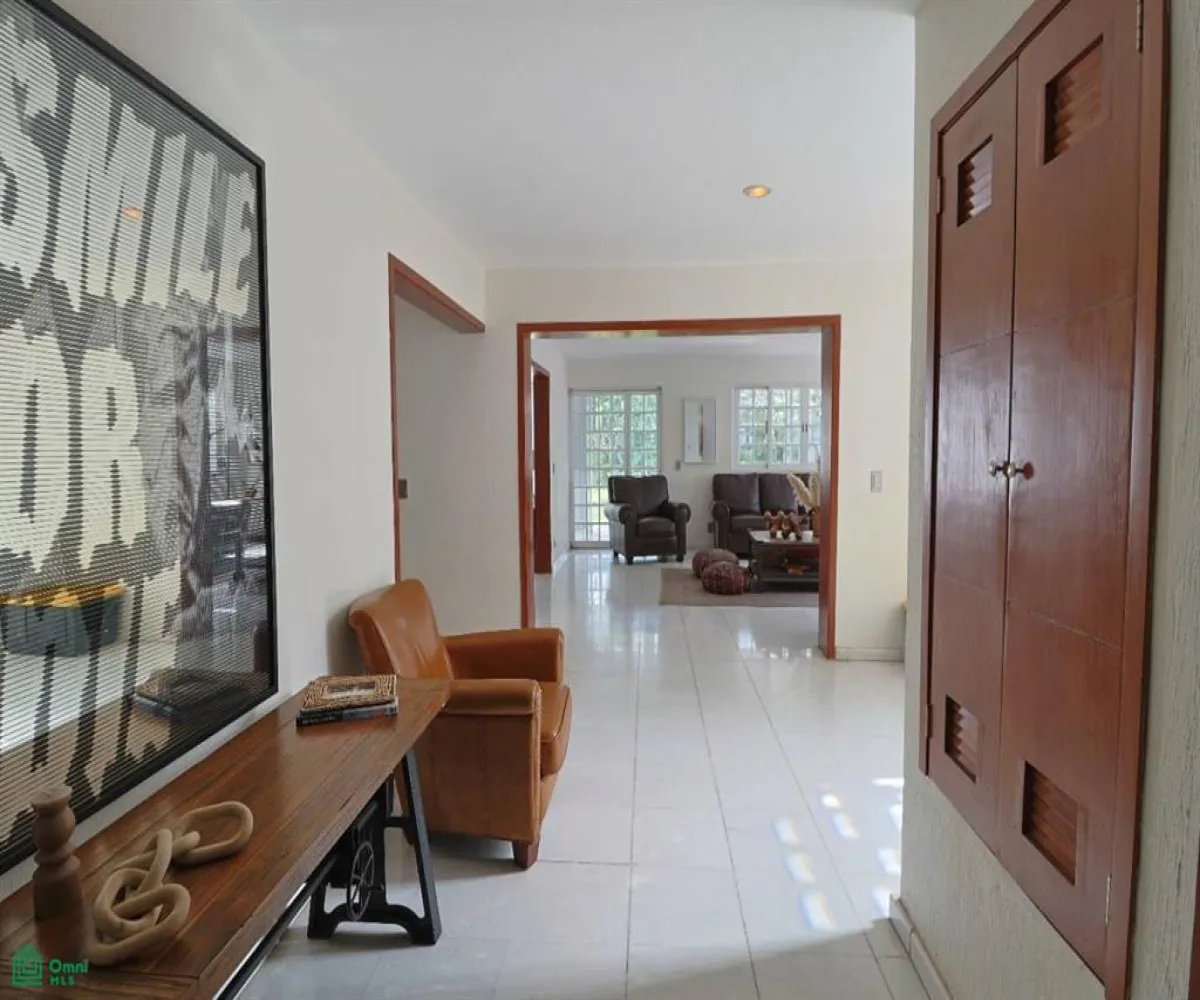 Casa En Venta,Villa Coral,Av de las Palmas 200, Zapopan, Jalisco 45169, 4 Habitaciones,5 Baños,Av de las Palmas,3,MX261080632