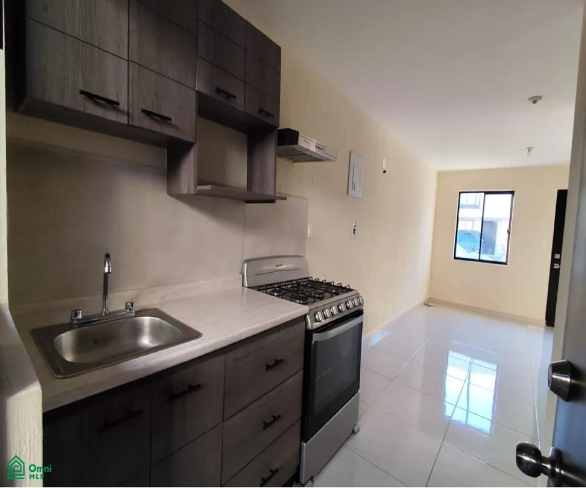 Casa En Venta,Residencial Alta California,Circuito Azahar 99, Tlajomulco de Zuniga, Jalisco 45650, 3 Habitaciones,2 Baños,Circuito Azahar,2,MX261081606