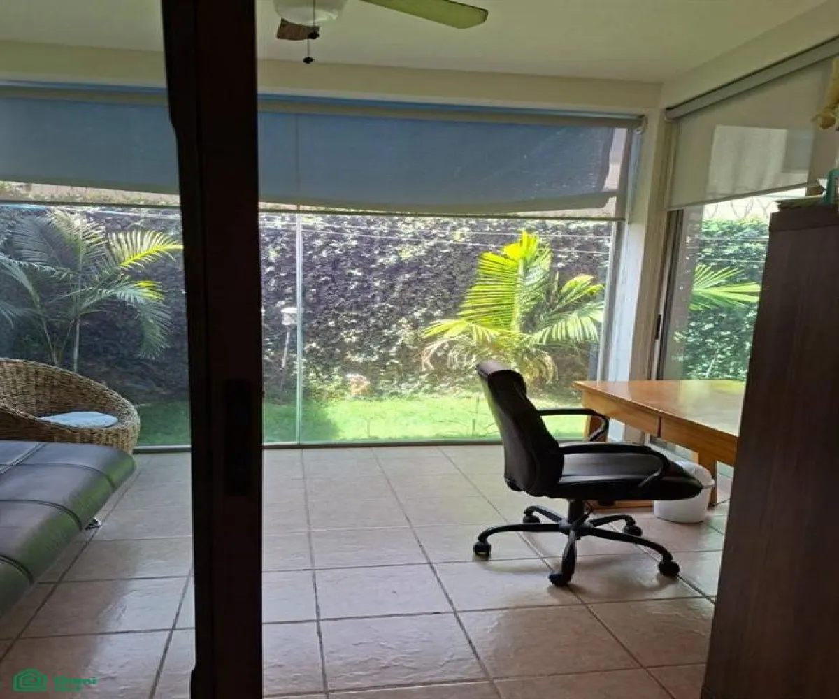 Casa En Venta,Villa California,Viñeros 21, Tlajomulco de Zuniga, Jalisco 45603, 3 Habitaciones,2 Baños,Viñeros,2,MX261081944