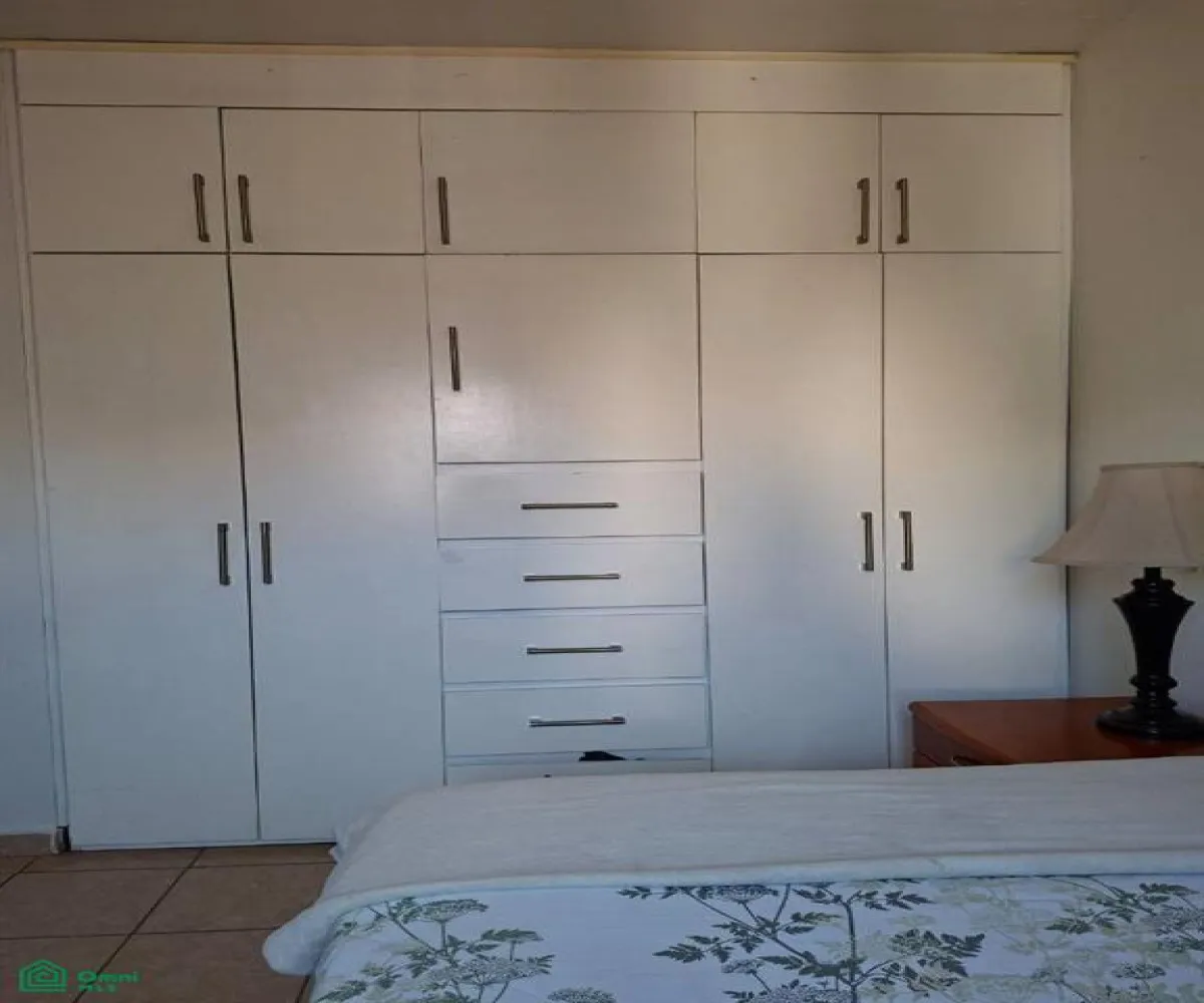 Casa En Venta,Villa California,Viñeros 21, Tlajomulco de Zuniga, Jalisco 45603, 3 Habitaciones,2 Baños,Viñeros,2,MX261081944