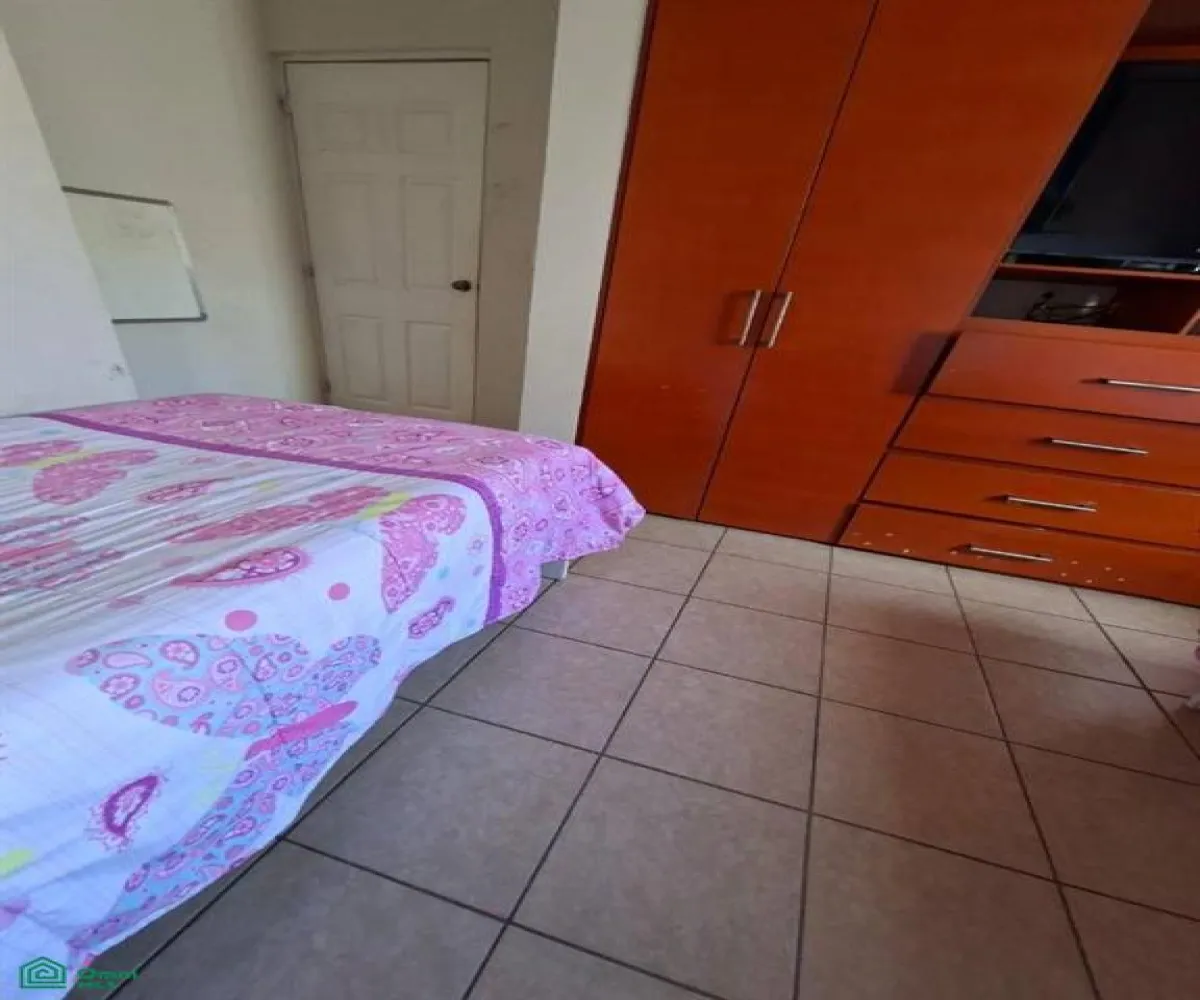 Casa En Venta,Villa California,Viñeros 21, Tlajomulco de Zuniga, Jalisco 45603, 3 Habitaciones,2 Baños,Viñeros,2,MX261081944