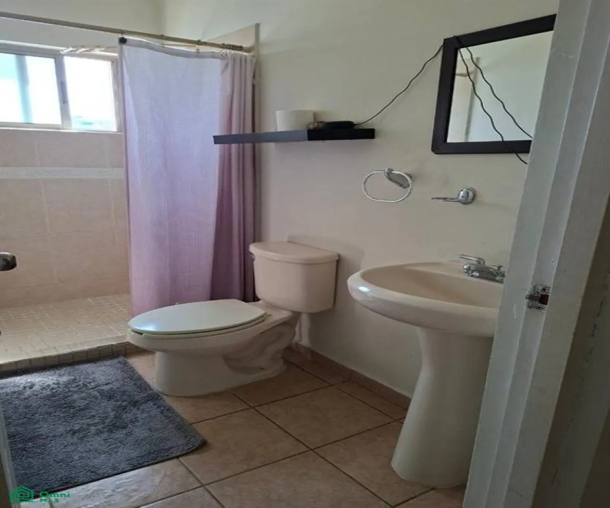 Casa En Venta,Villa California,Viñeros 21, Tlajomulco de Zuniga, Jalisco 45603, 3 Habitaciones,2 Baños,Viñeros,2,MX261081944