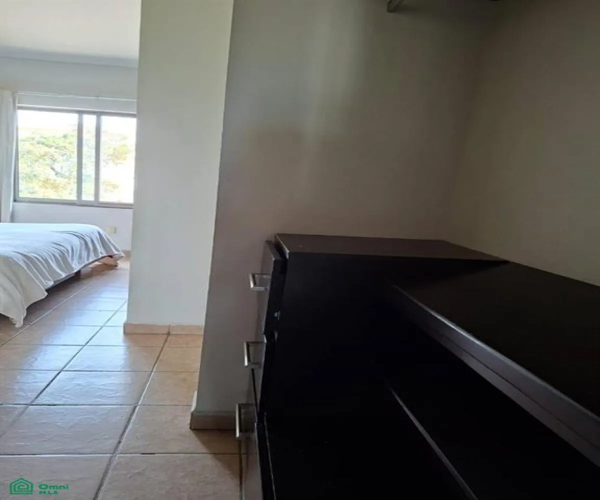 Casa En Venta,Villa California,Viñeros 21, Tlajomulco de Zuniga, Jalisco 45603, 3 Habitaciones,2 Baños,Viñeros,2,MX261081944