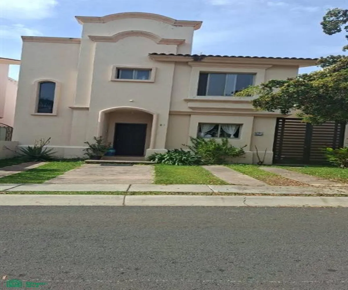 Casa En Venta,Villa California,Viñeros 21, Tlajomulco de Zuniga, Jalisco 45603, 3 Habitaciones,2 Baños,Viñeros,2,MX261081944