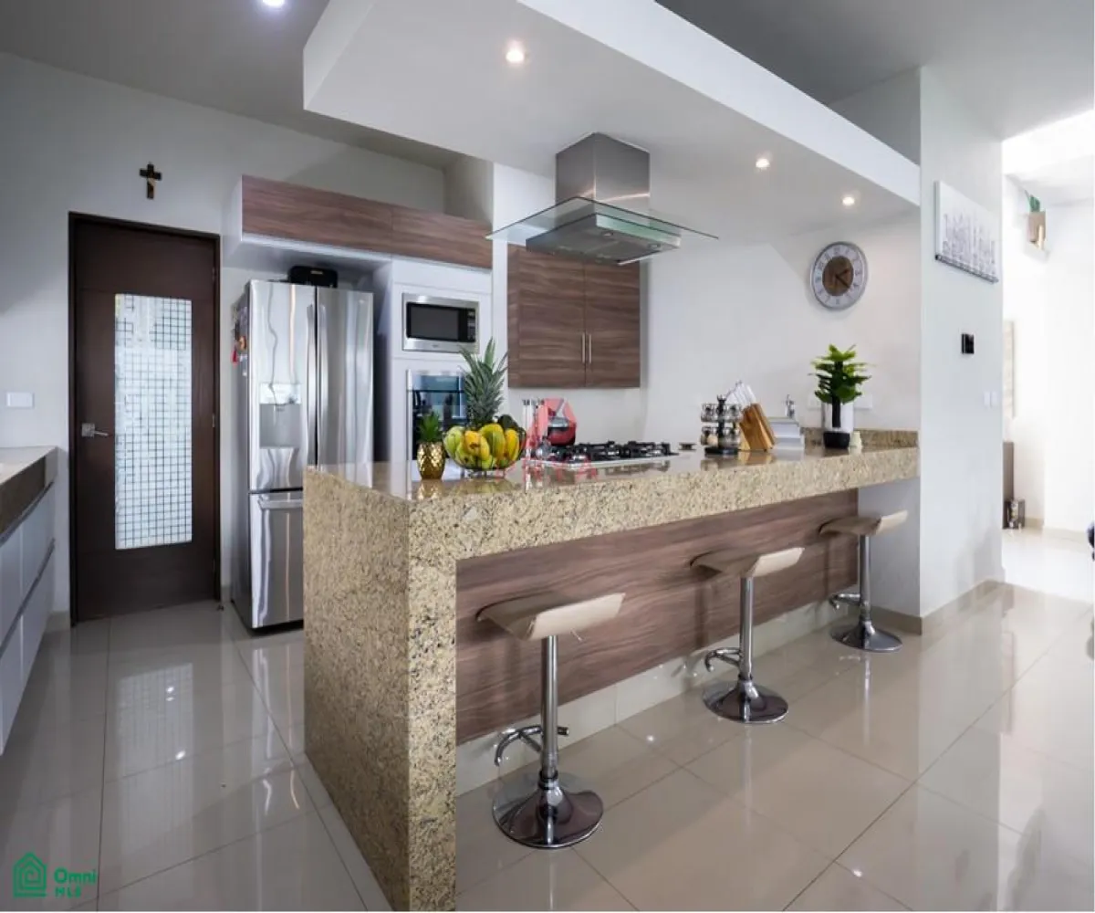 Casa En Venta,Fraccionamiento Valle Imperial,Jardines del Palacio Real S/N, Zapopan, Jalisco 45134, 3 Habitaciones,3 Baños,Jardines del Palacio Real,MX261083826