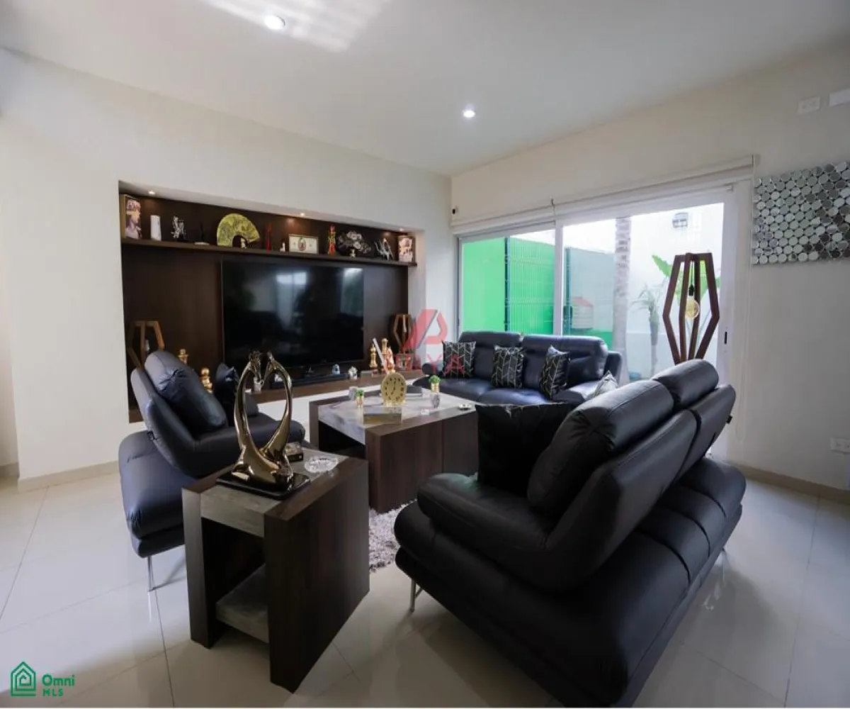 Casa En Venta,Fraccionamiento Valle Imperial,Jardines del Palacio Real S/N, Zapopan, Jalisco 45134, 3 Habitaciones,3 Baños,Jardines del Palacio Real,MX261083826