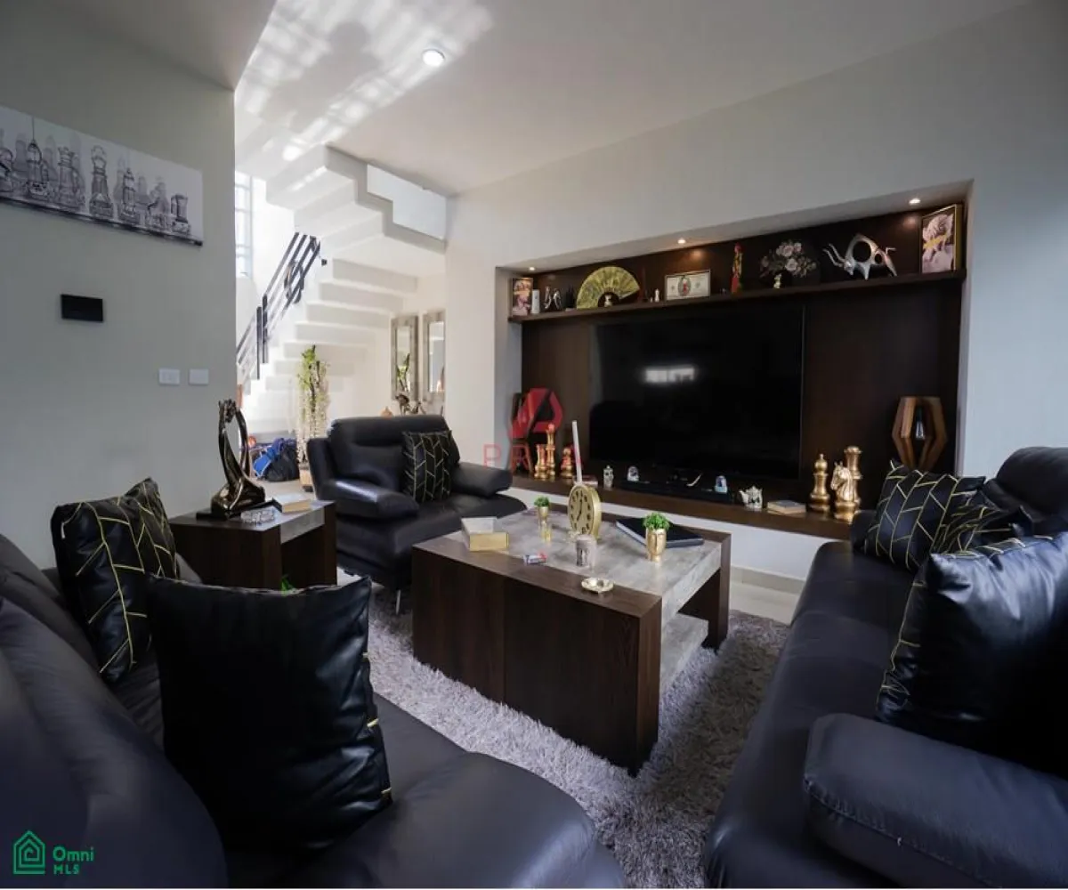 Casa En Venta,Fraccionamiento Valle Imperial,Jardines del Palacio Real S/N, Zapopan, Jalisco 45134, 3 Habitaciones,3 Baños,Jardines del Palacio Real,MX261083826